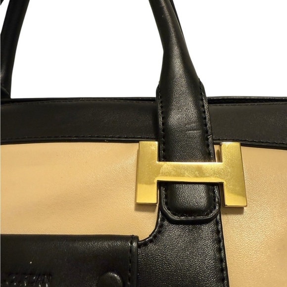 Elegant CHARLES JOURDAN Black and Tan leather Women's Handbag in good condition - Picture 7 of 16